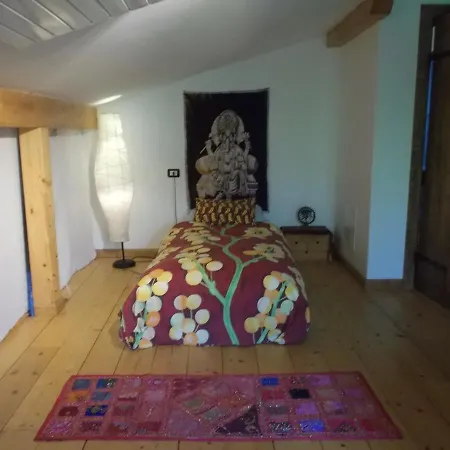 Gingerbread לינה וארוחת בוקר